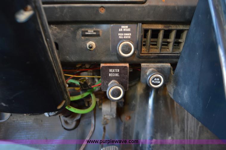 image for item L4656 2002 International F2554 dump truck