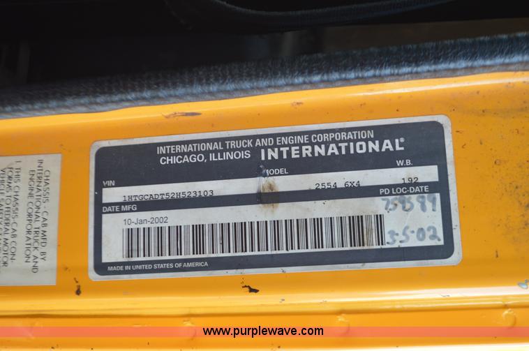 image for item L4656 2002 International F2554 dump truck