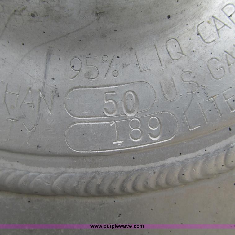 image for item L5311 2007 Freightliner Business Class M2 straight truck cab and chassis