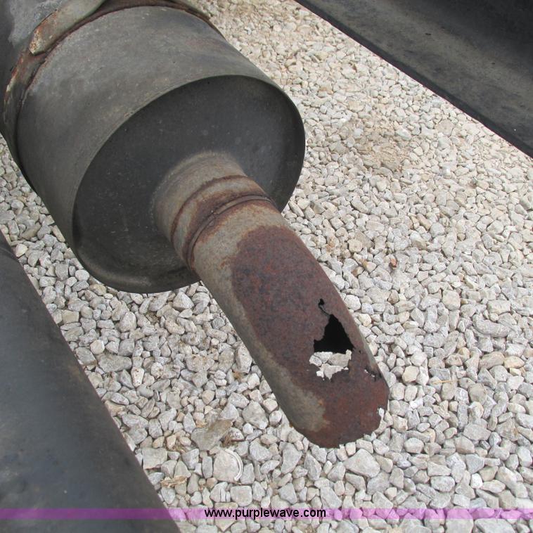 image for item L5311 2007 Freightliner Business Class M2 straight truck cab and chassis