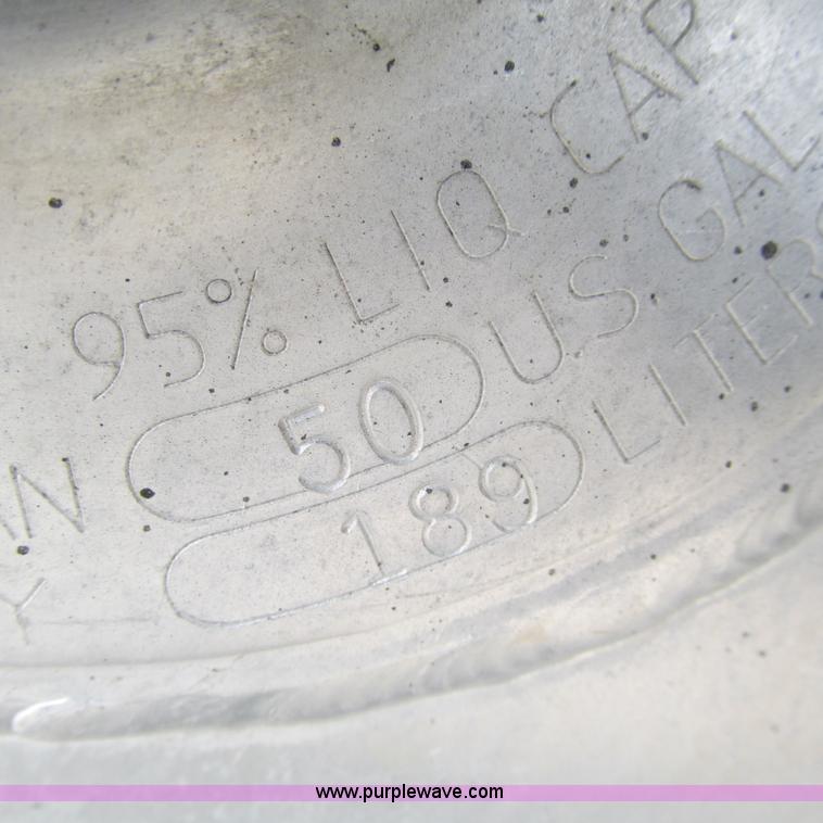 image for item L5311 2007 Freightliner Business Class M2 straight truck cab and chassis