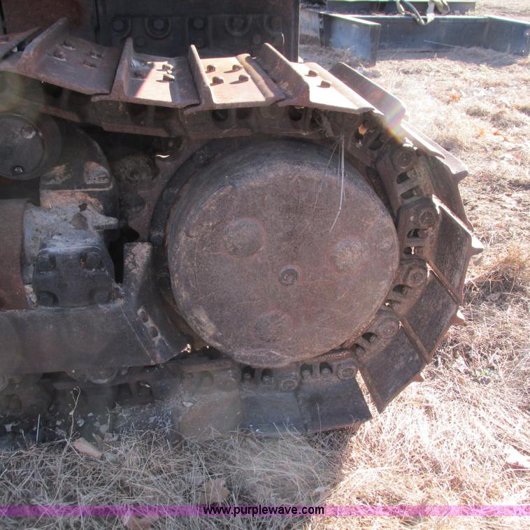 image for item L5337 1977 John Deere 750 dozer