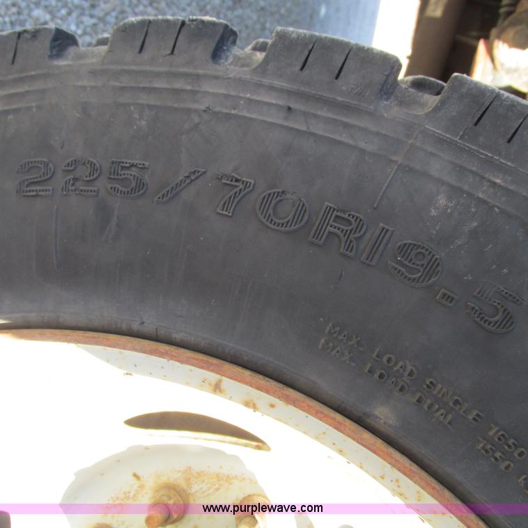 image for item L5358 2008 Ford F550 dump flatbed truck