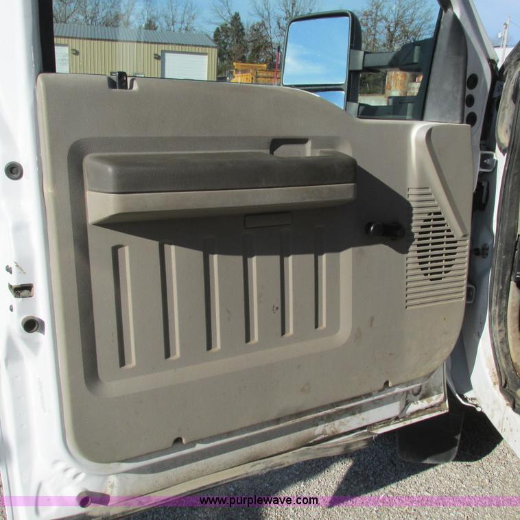 image for item L5358 2008 Ford F550 dump flatbed truck