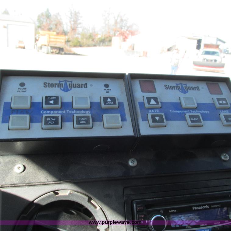 image for item L5358 2008 Ford F550 dump flatbed truck