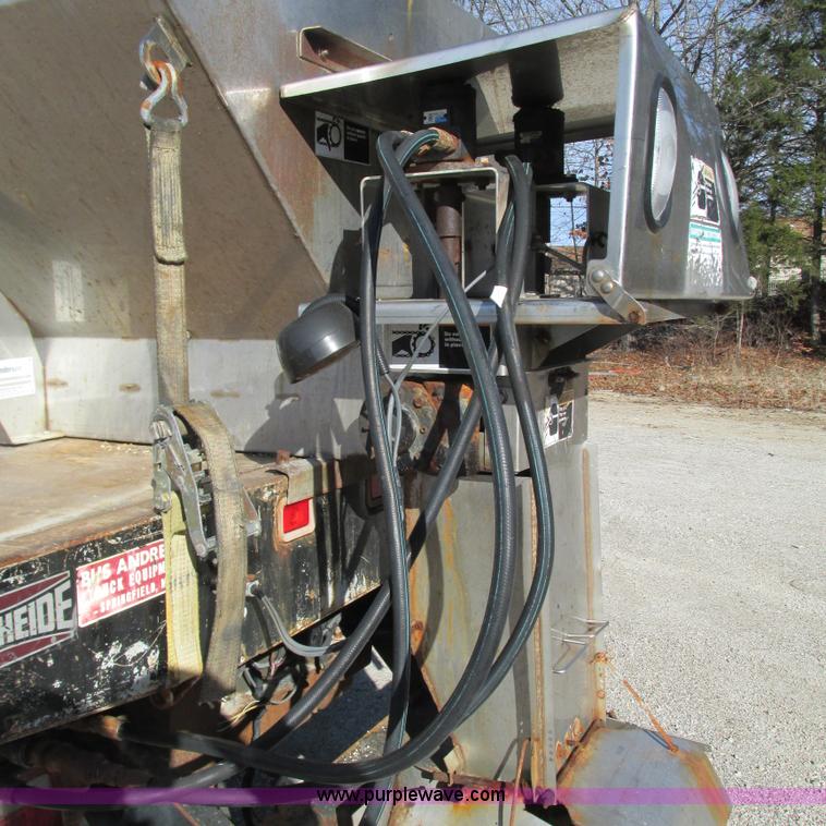 image for item L5358 2008 Ford F550 dump flatbed truck