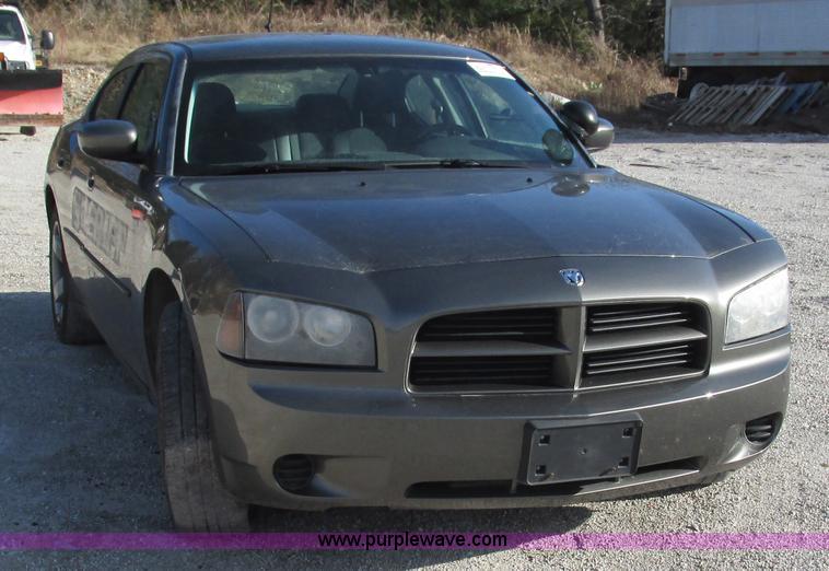 image for item L5361 2008 Dodge Charger SE