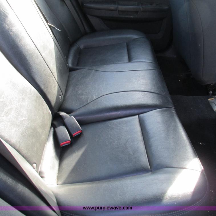 image for item L5361 2008 Dodge Charger SE