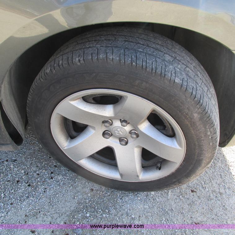 image for item L5361 2008 Dodge Charger SE