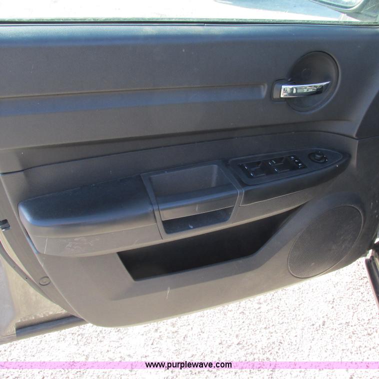 image for item L5361 2008 Dodge Charger SE
