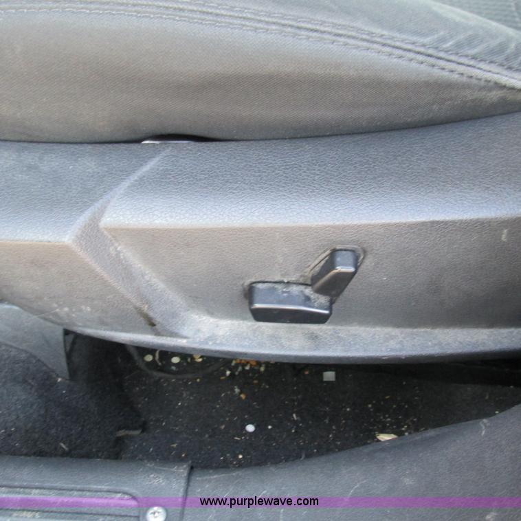 image for item L5361 2008 Dodge Charger SE