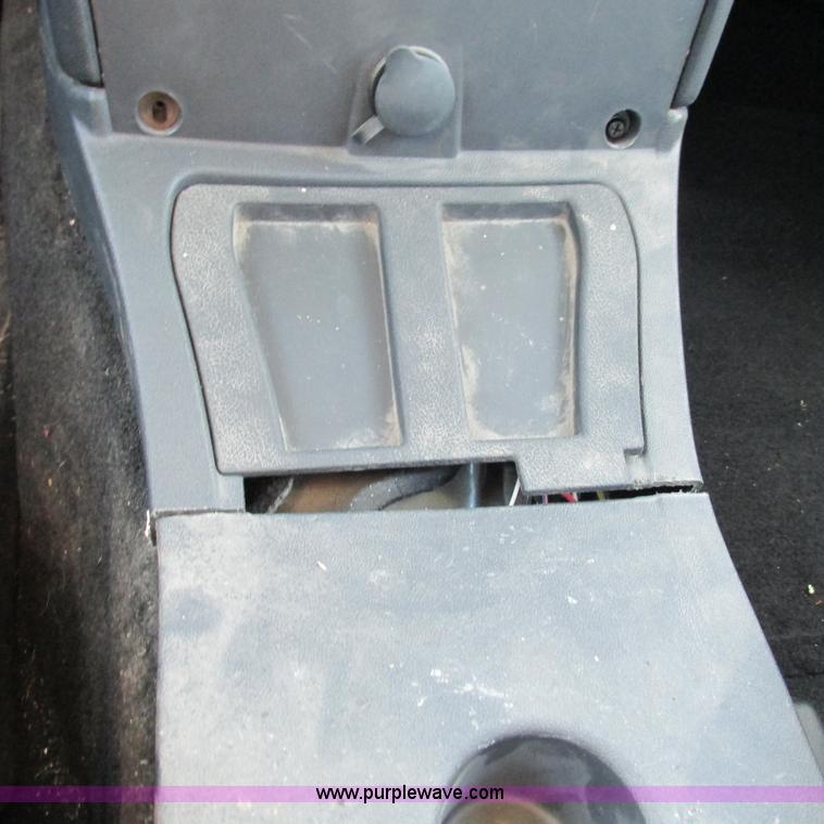 image for item L5361 2008 Dodge Charger SE