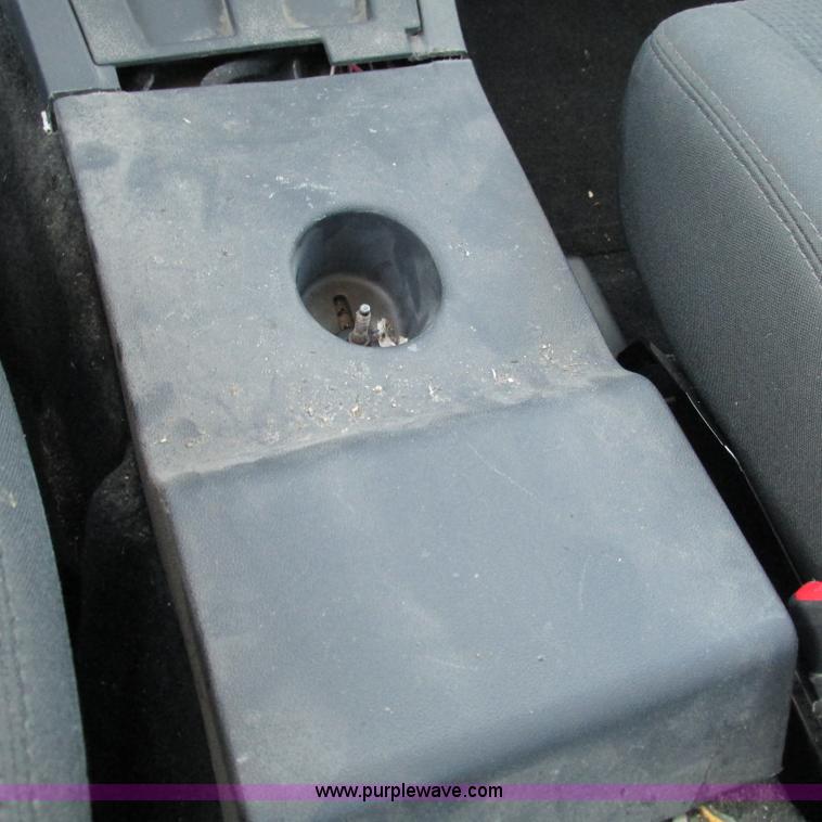 image for item L5361 2008 Dodge Charger SE