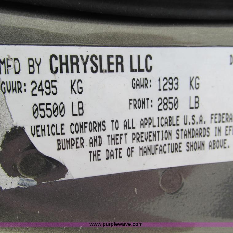image for item L5361 2008 Dodge Charger SE