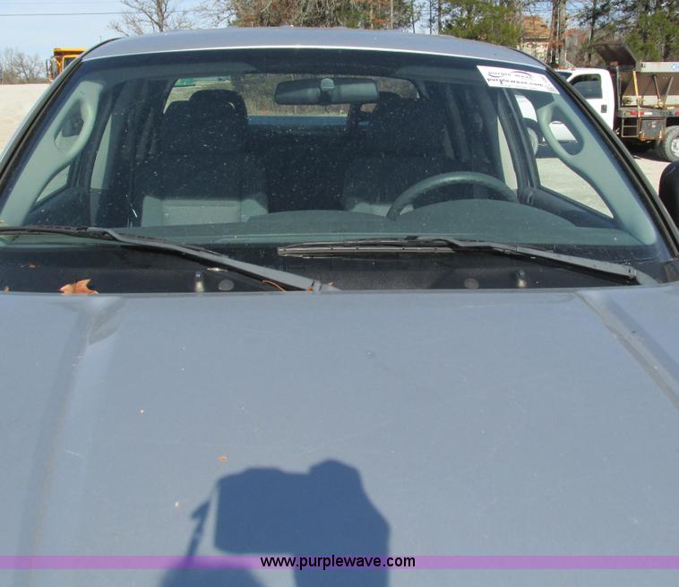 image for item L5362 2005 Dodge Dakota SLT Quad Cab pickup truck