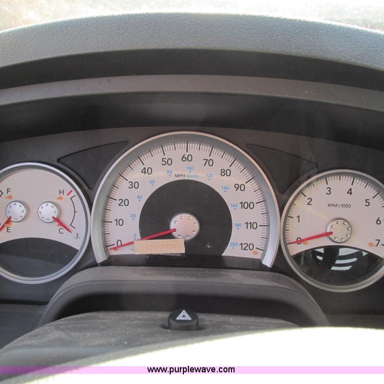 image for item L5362 2005 Dodge Dakota SLT Quad Cab pickup truck