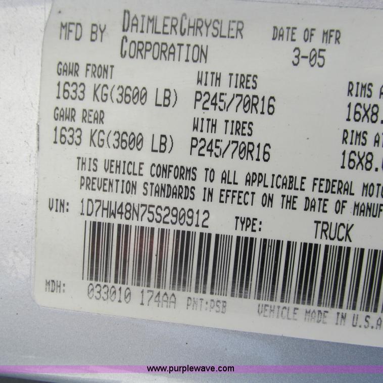 image for item L5362 2005 Dodge Dakota SLT Quad Cab pickup truck