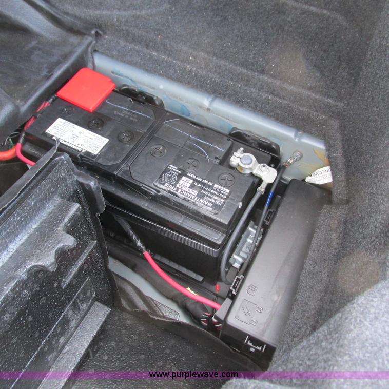 image for item L5363 2008 Dodge Charger SE