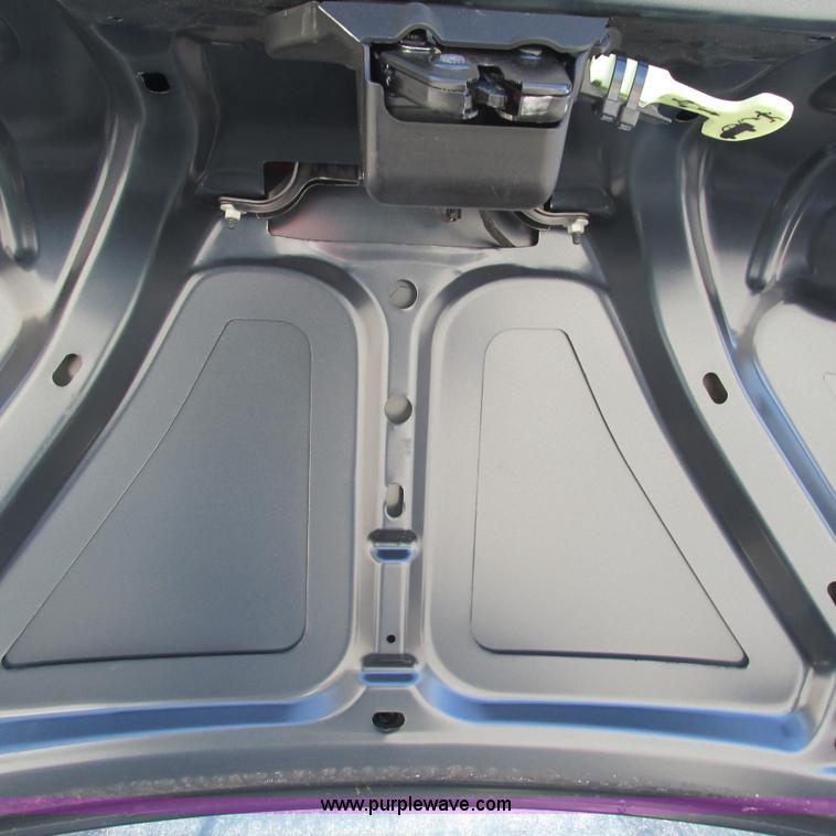 image for item L5363 2008 Dodge Charger SE