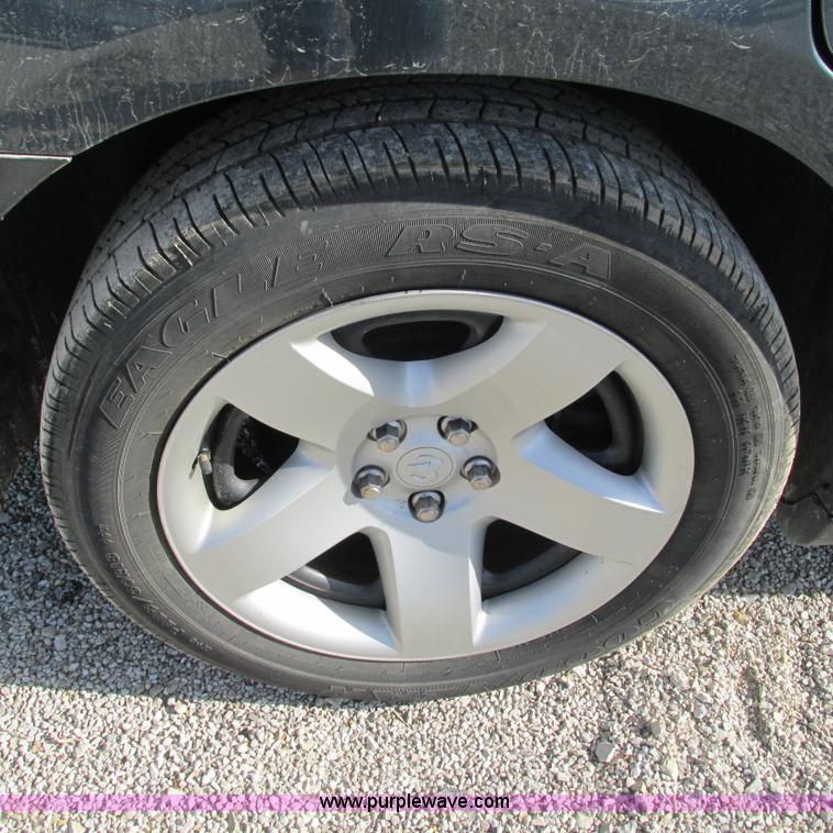 image for item L5363 2008 Dodge Charger SE