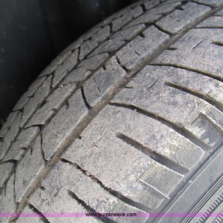 image for item L5363 2008 Dodge Charger SE