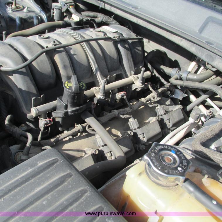 image for item L5363 2008 Dodge Charger SE