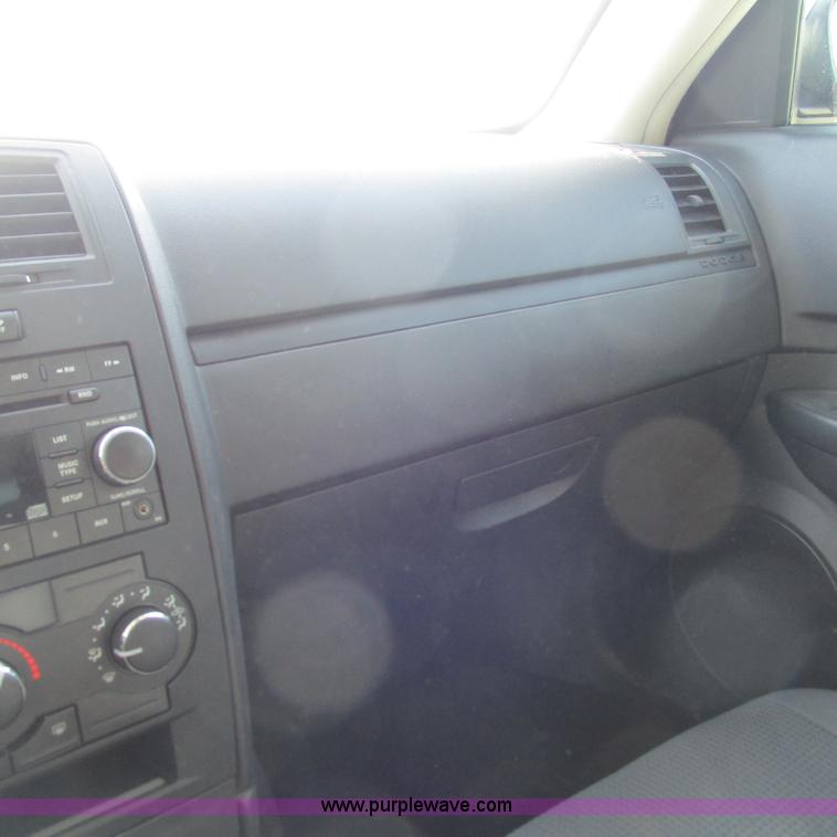 image for item L5363 2008 Dodge Charger SE