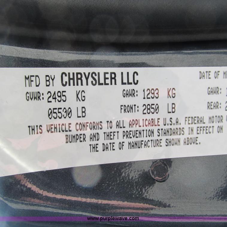 image for item L5363 2008 Dodge Charger SE
