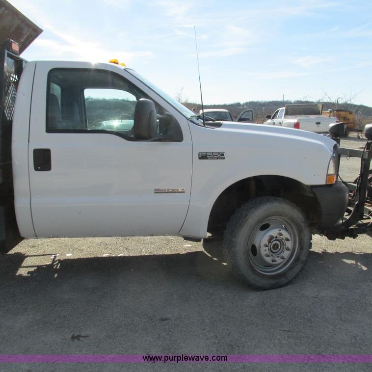image for item L5364 2003 Ford F550 dump flatbed truck