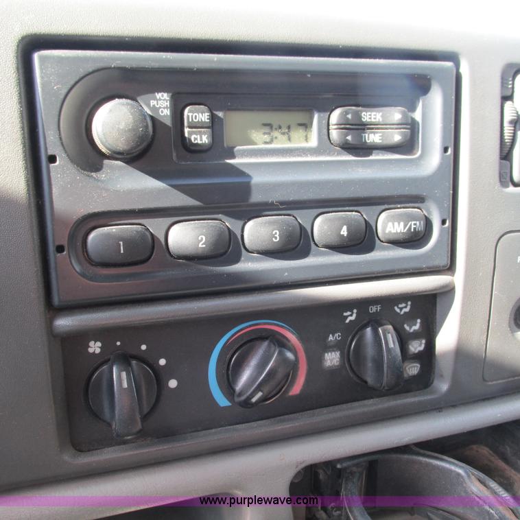 image for item L5364 2003 Ford F550 dump flatbed truck