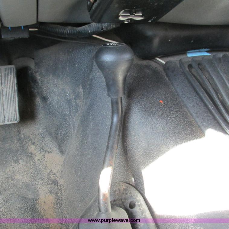 image for item L5364 2003 Ford F550 dump flatbed truck