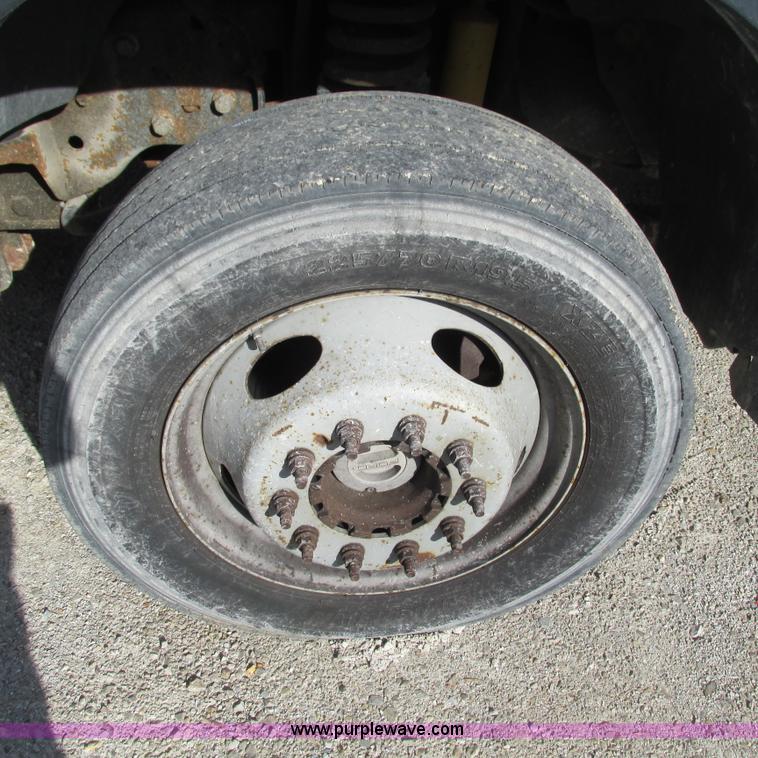 image for item L5365 2008 Ford F550 dump flatbed truck