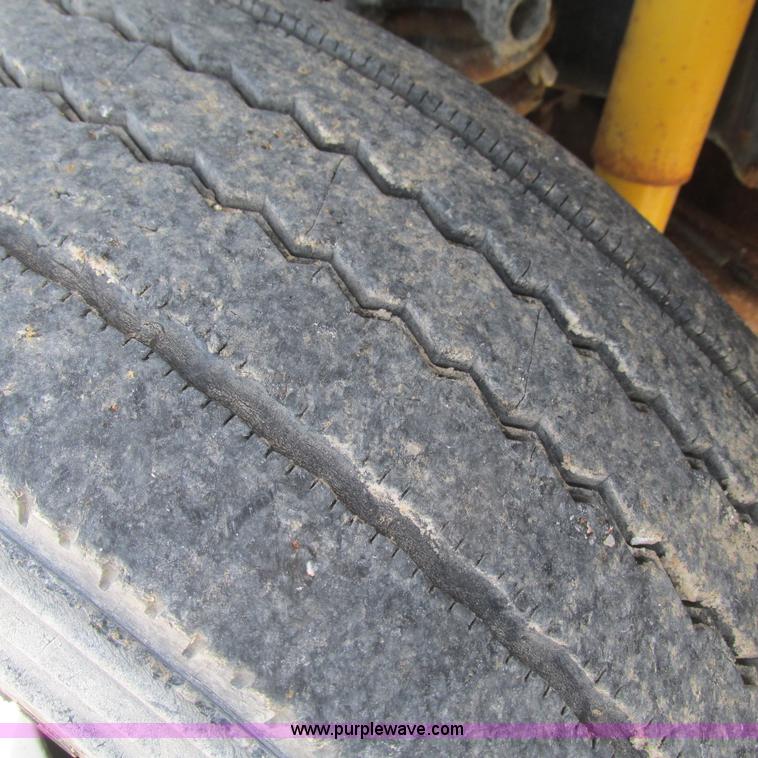 image for item L5365 2008 Ford F550 dump flatbed truck