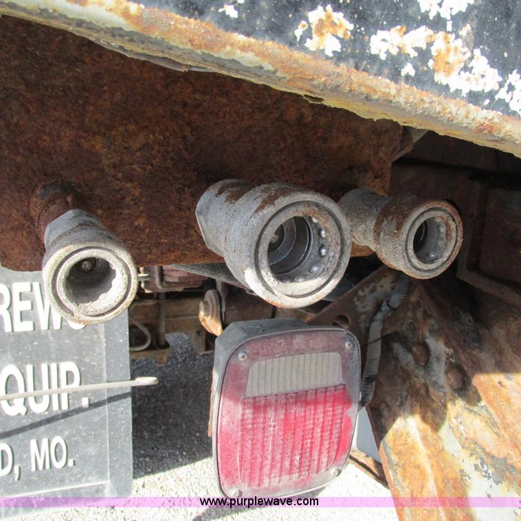 image for item L5365 2008 Ford F550 dump flatbed truck