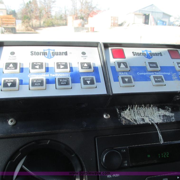 image for item L5365 2008 Ford F550 dump flatbed truck