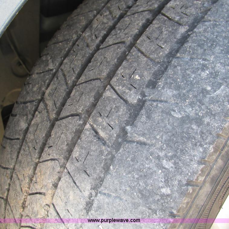 image for item L5366 2009 Dodge Charger SE