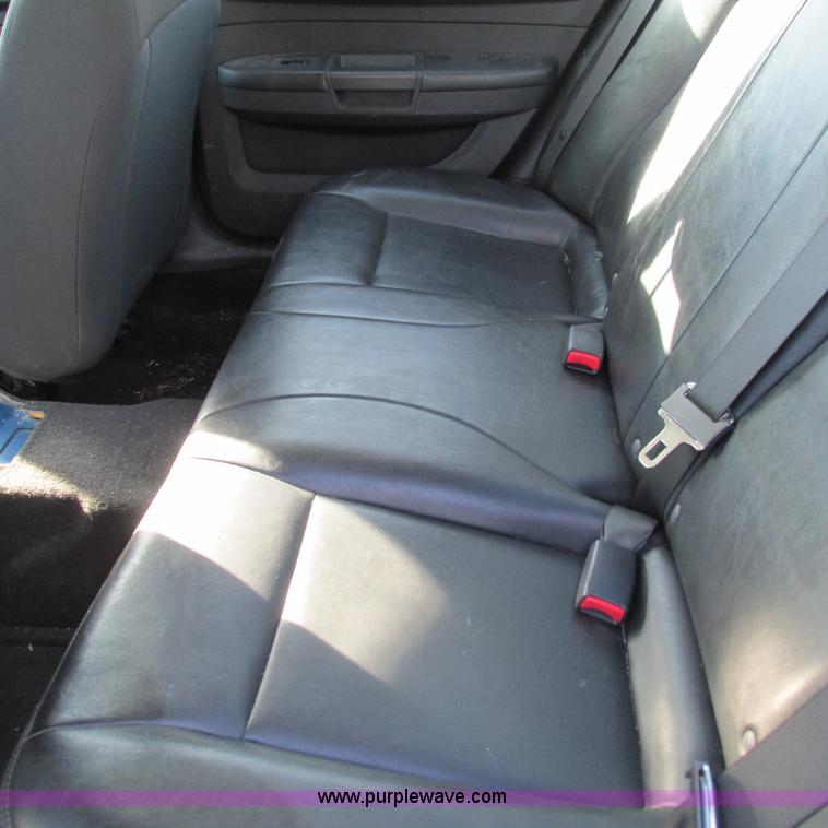 image for item L5366 2009 Dodge Charger SE