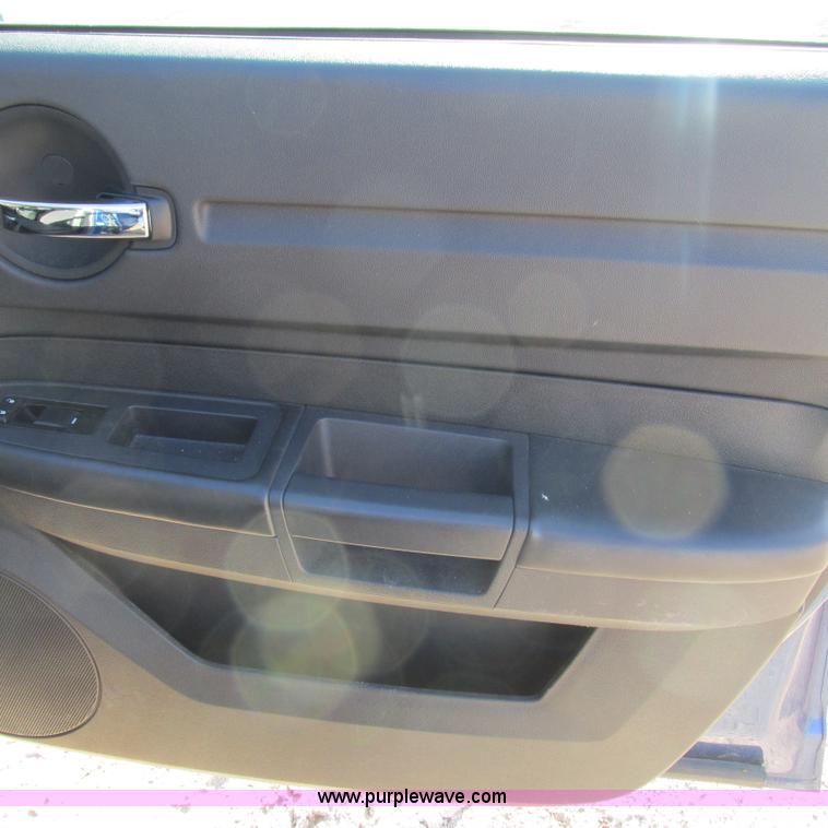 image for item L5366 2009 Dodge Charger SE