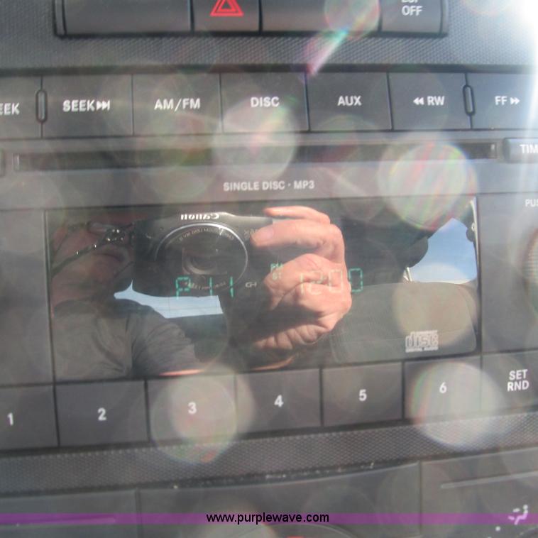 image for item L5366 2009 Dodge Charger SE