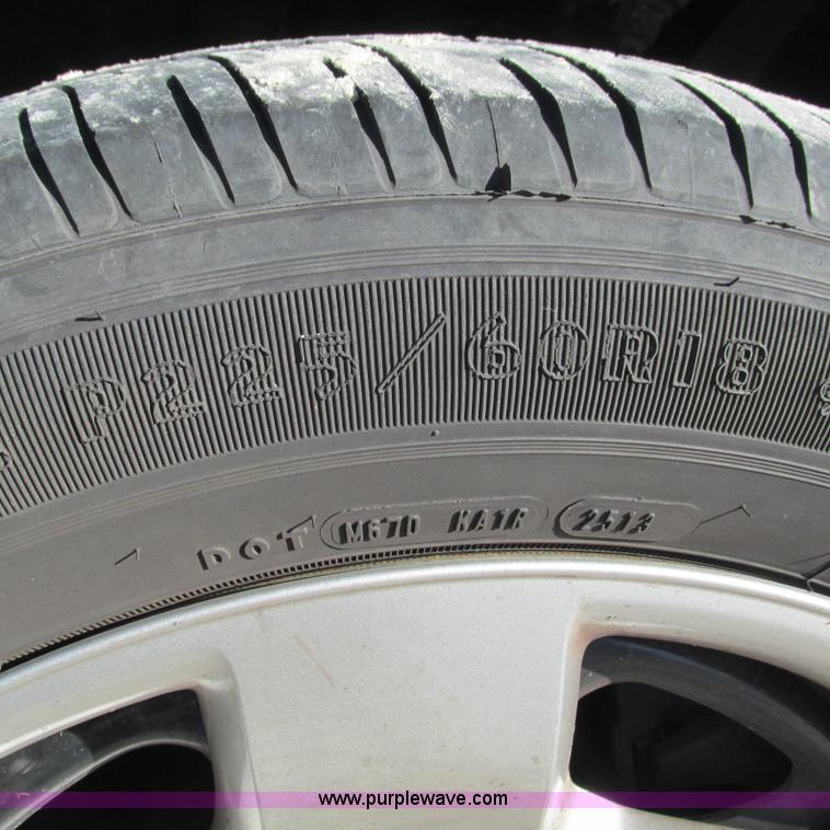 image for item L5367 2008 Dodge Charger SE