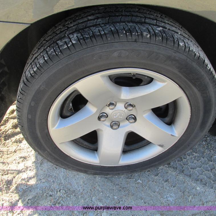 image for item L5367 2008 Dodge Charger SE