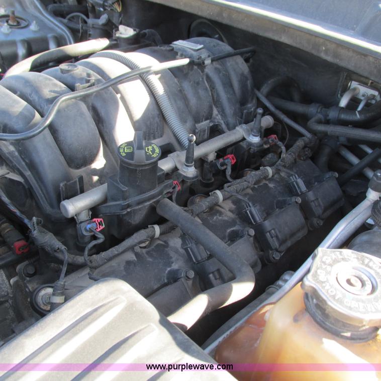 image for item L5367 2008 Dodge Charger SE