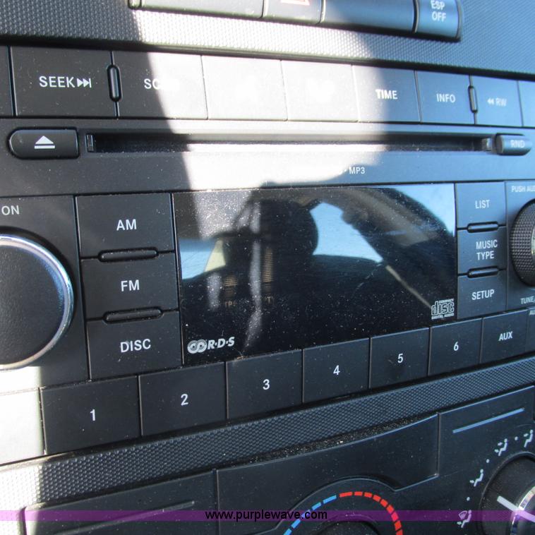 image for item L5367 2008 Dodge Charger SE