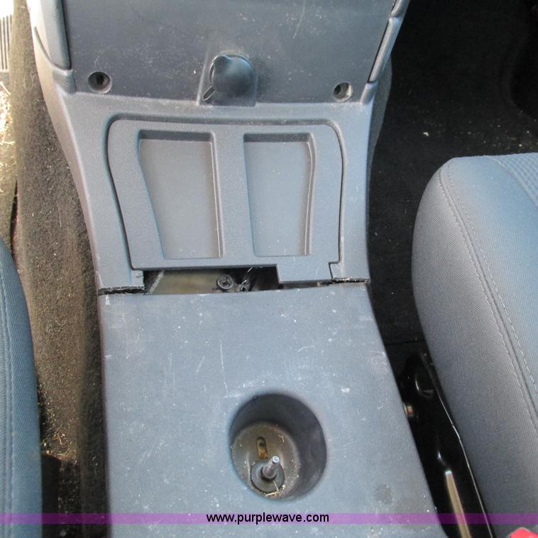 image for item L5367 2008 Dodge Charger SE