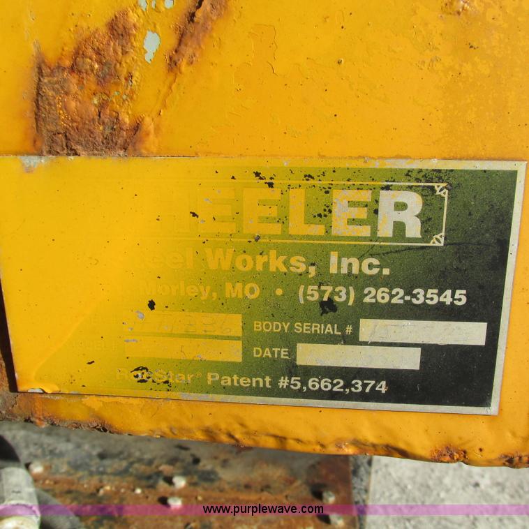 image for item L5368 2003 International 7400 dump truck