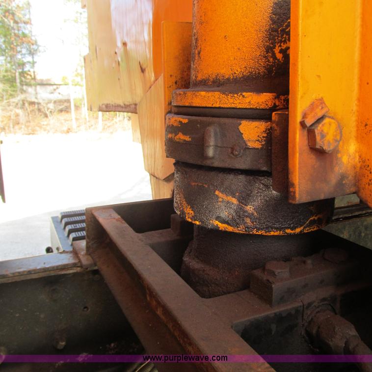 image for item L5368 2003 International 7400 dump truck