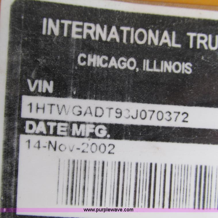 image for item L5368 2003 International 7400 dump truck