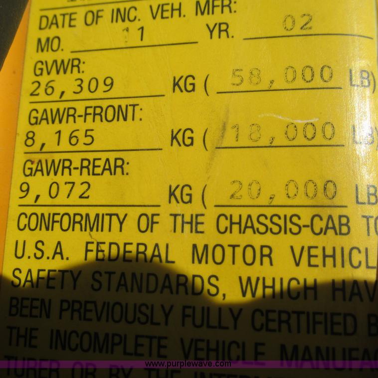 image for item L5368 2003 International 7400 dump truck