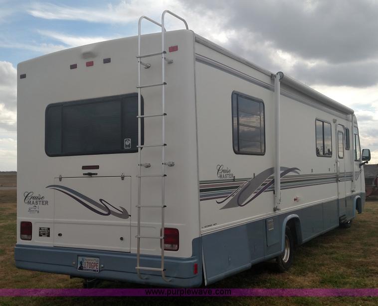 image for item L6058 1997 Ford F530 Cruise Master RV