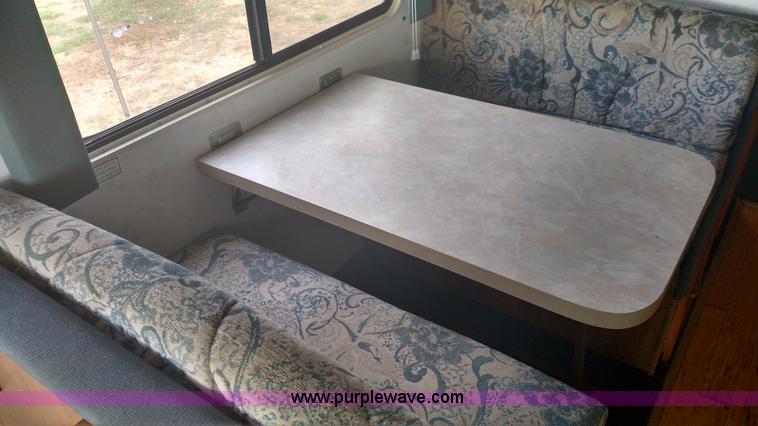 image for item L6058 1997 Ford F530 Cruise Master RV